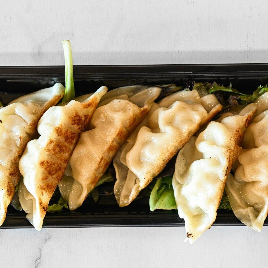 Dumpling gyoza (6 units).